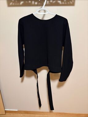 Wilfred Black Long-Sleeve Tie-Back Sweatshirt